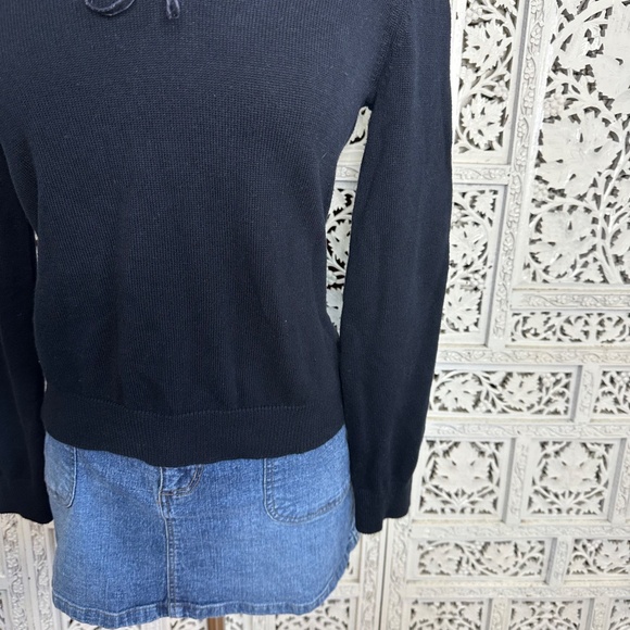 Vintage Route 77 Black Ribbed V Neck With Crochet Bow Details Sz Small - Picture 3 of 7